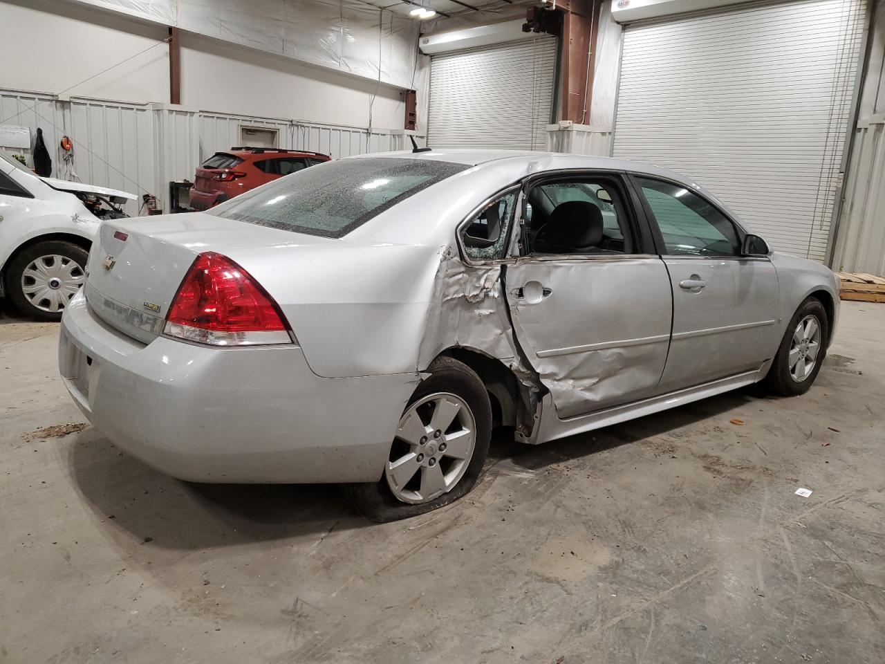2009 Chevrolet Impala - Image 3