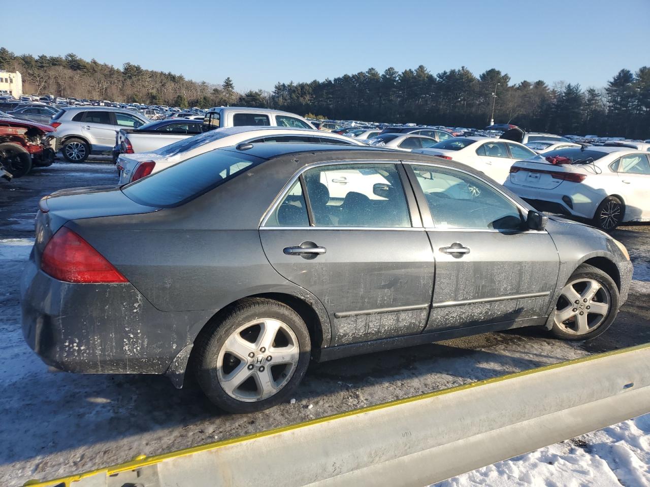2006 Honda Accord - Image 3