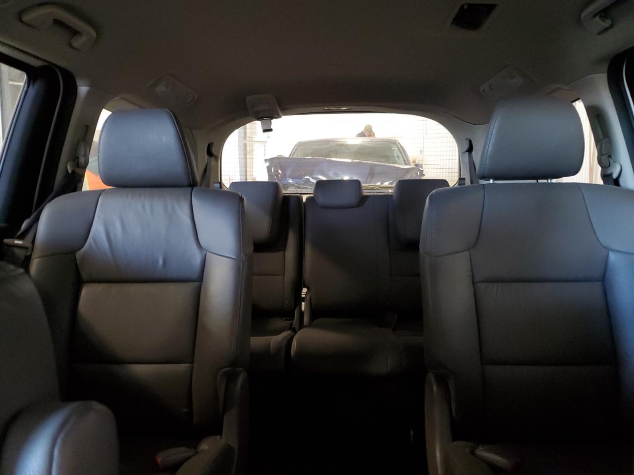 2012 Honda Odyssey - Image 10