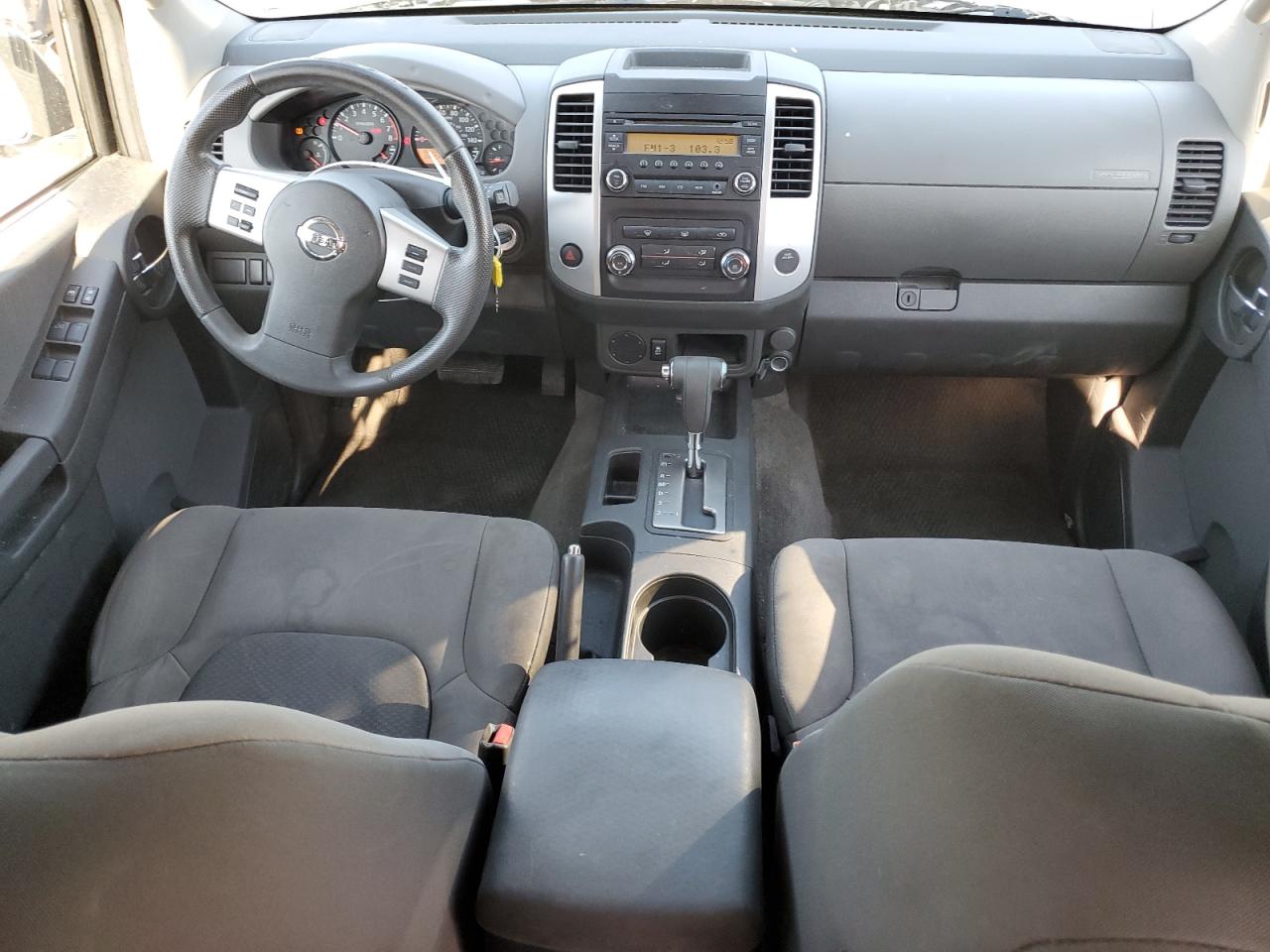 2015 Nissan XTerra - Image 8