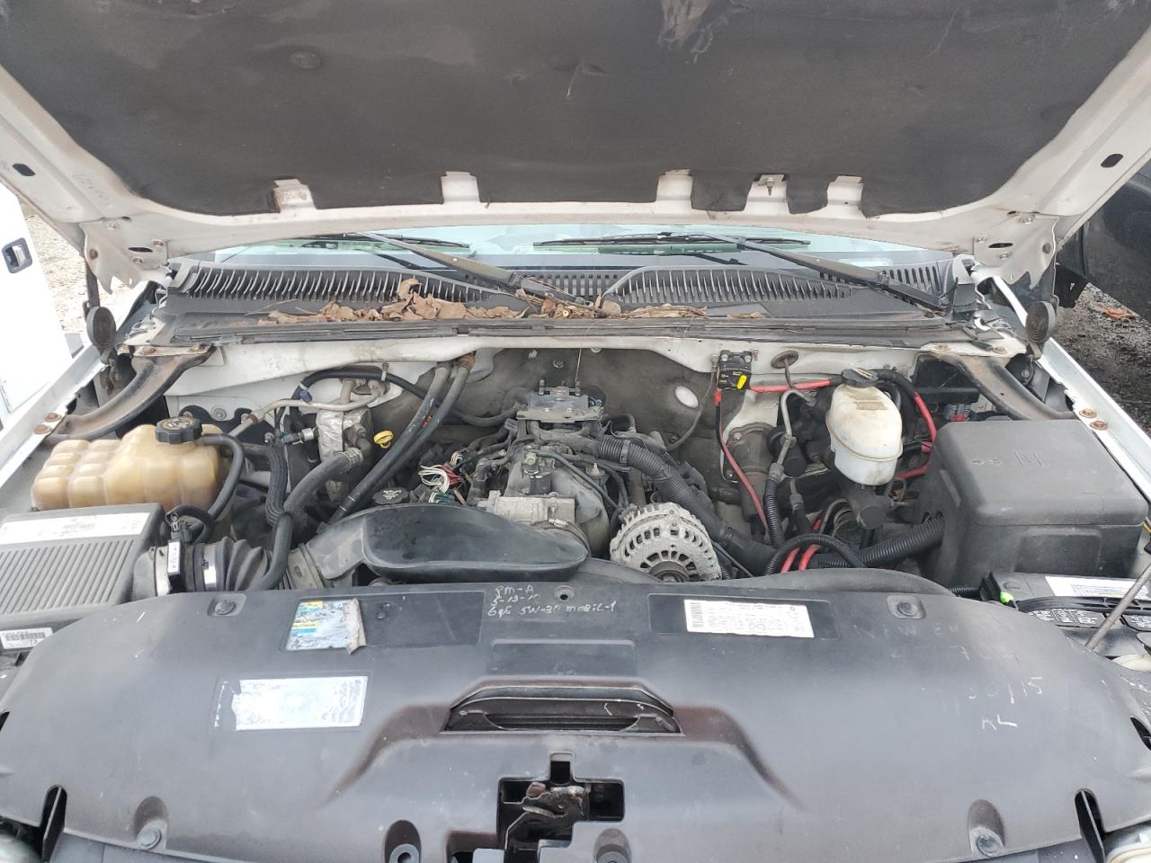2003 GMC Sierra - Image 12