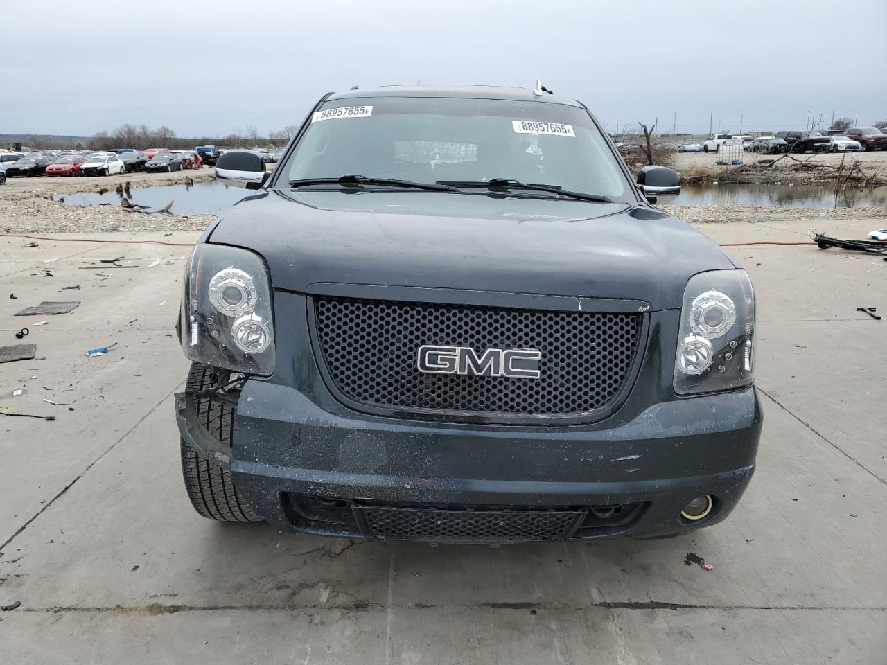 2012 GMC Yukon - Image 5