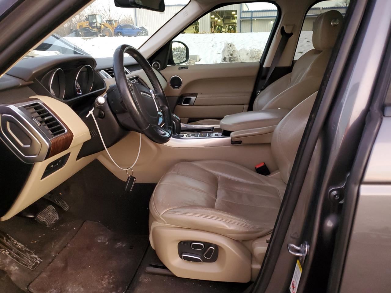 2015 Land Rover Range Rover - Image 7