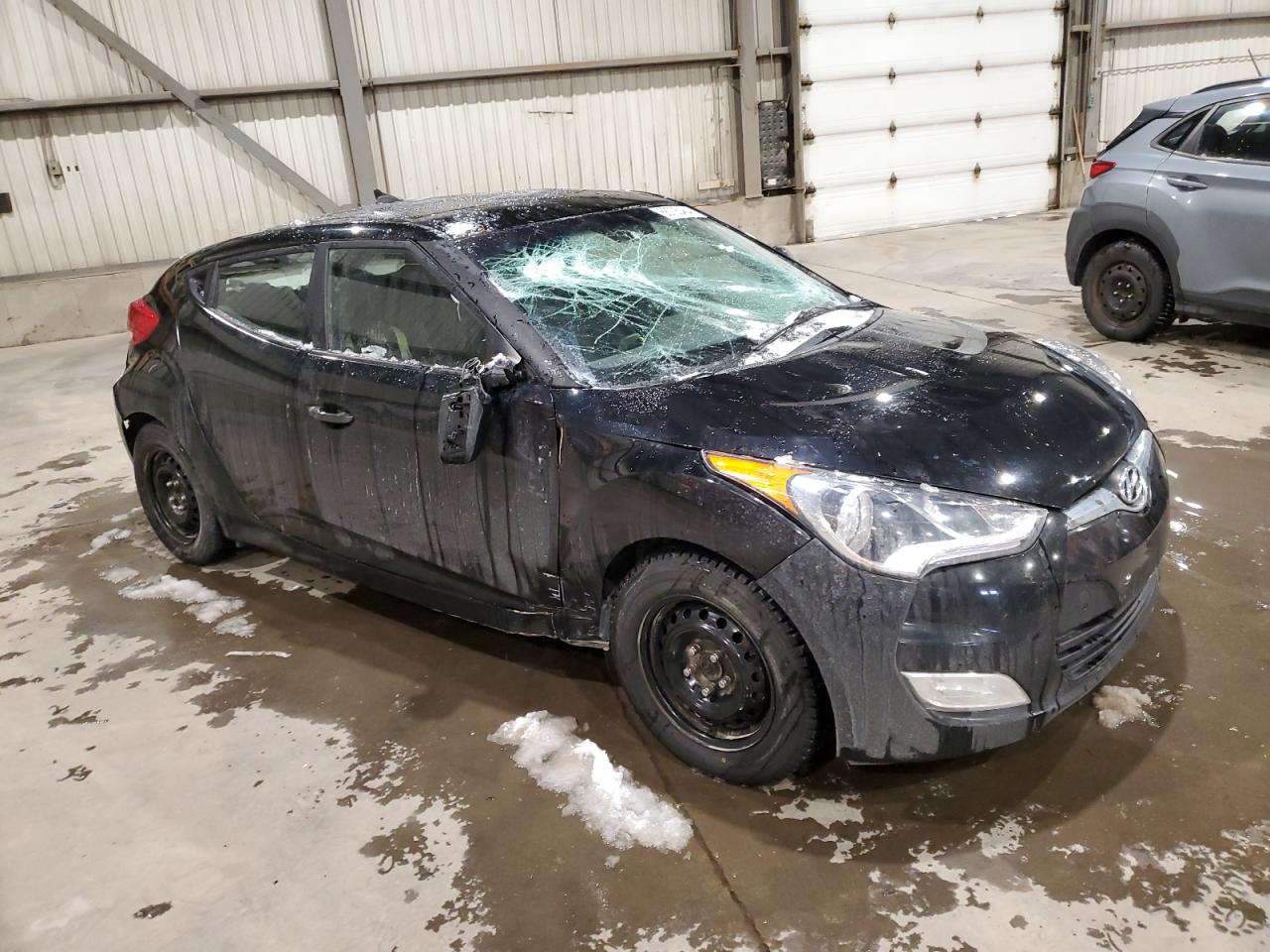 2016 Hyundai Veloster - Image 4