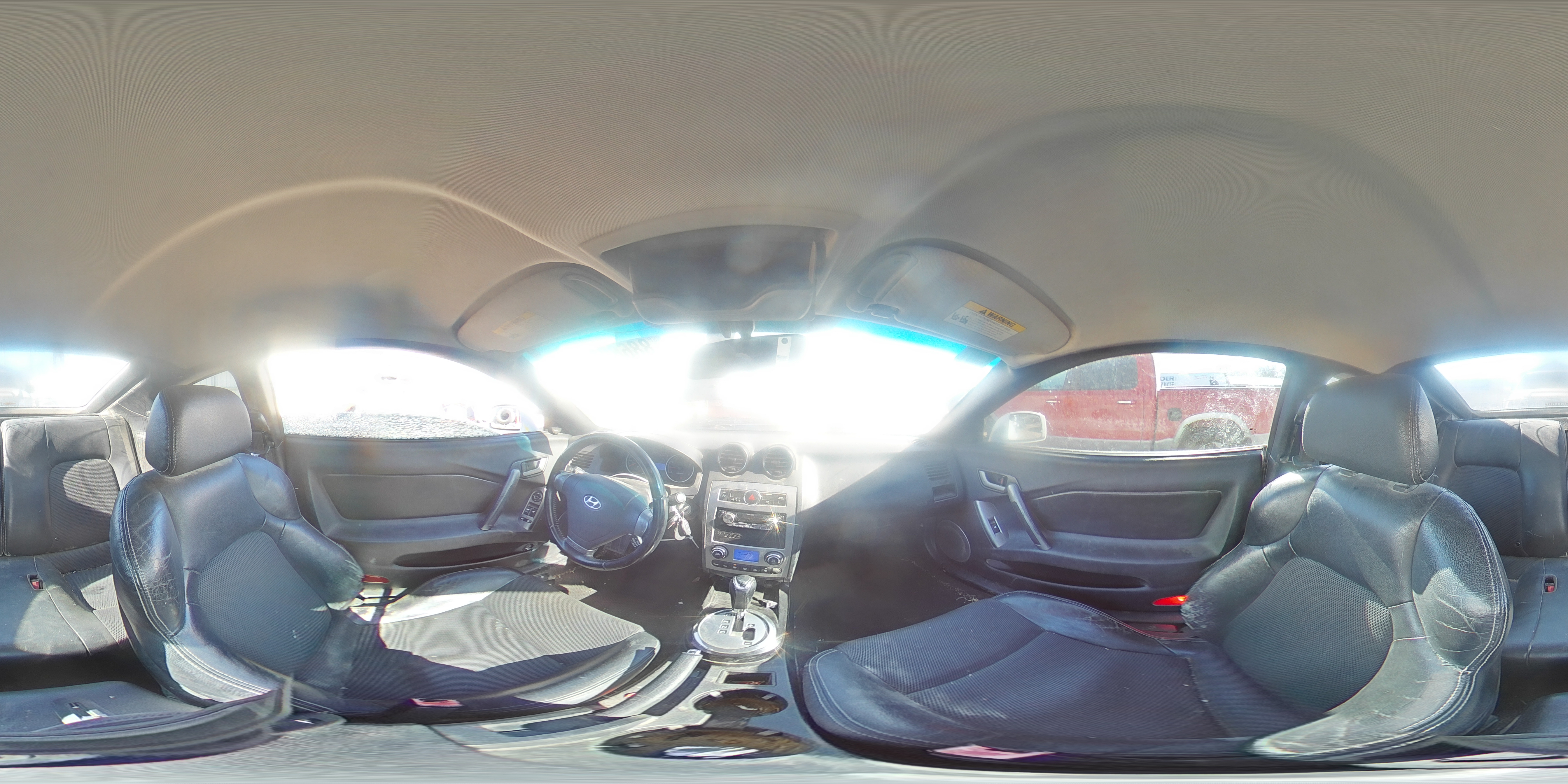 2008 Hyundai Tiburon - Image 13