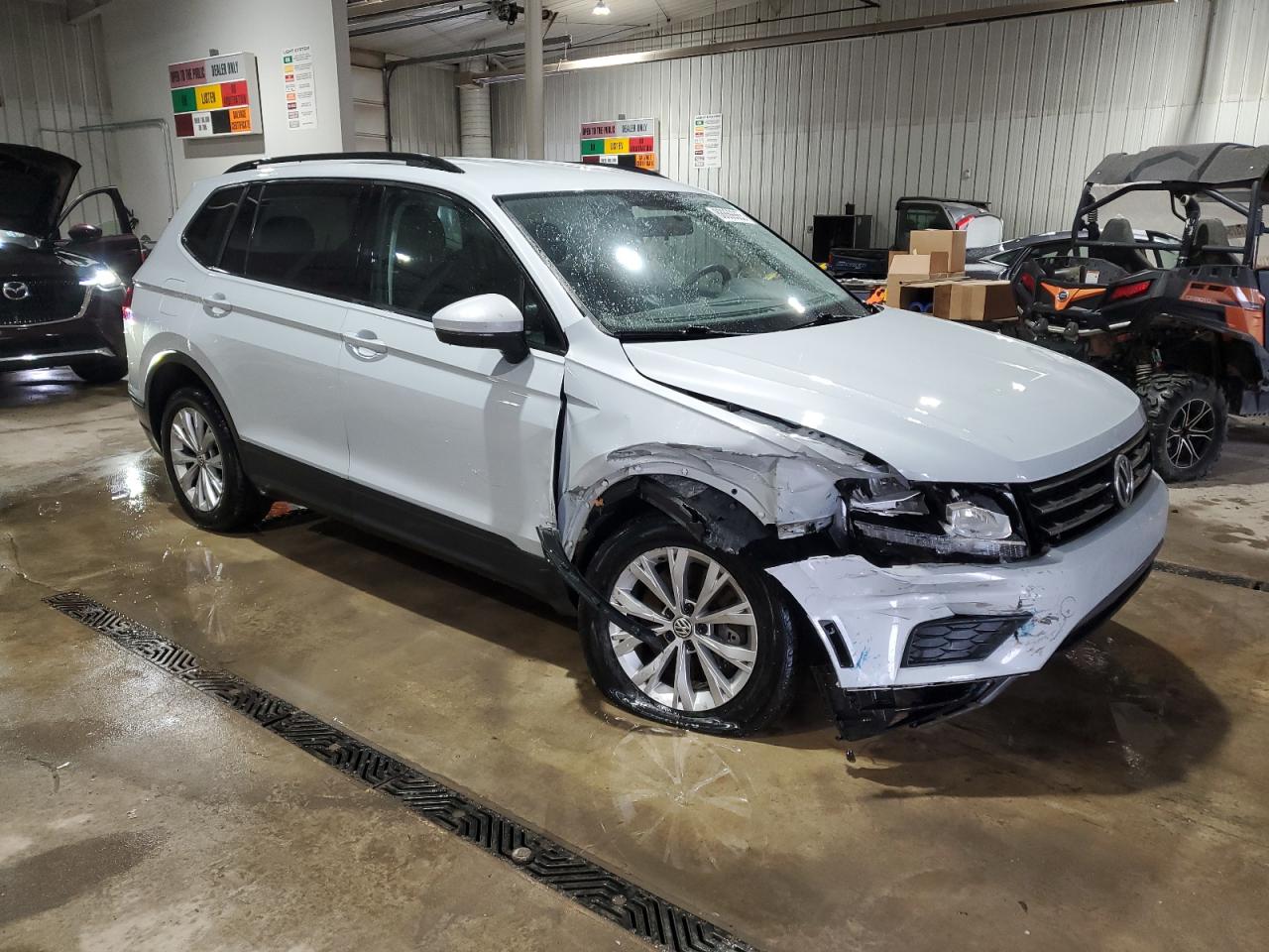 2018 Volkswagen Tiguan - Image 4