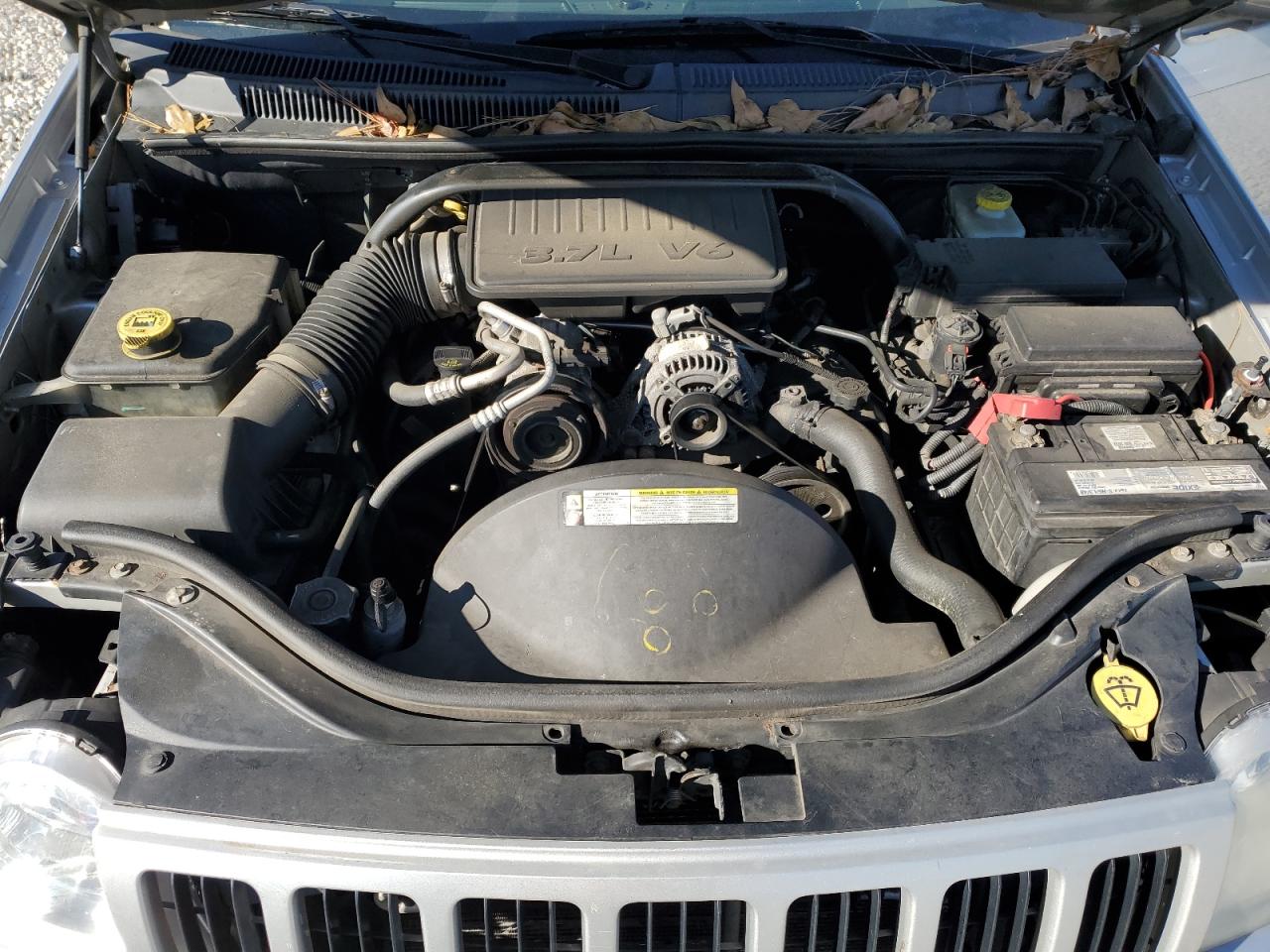 2008 Jeep Grand Cherokee - Image 12