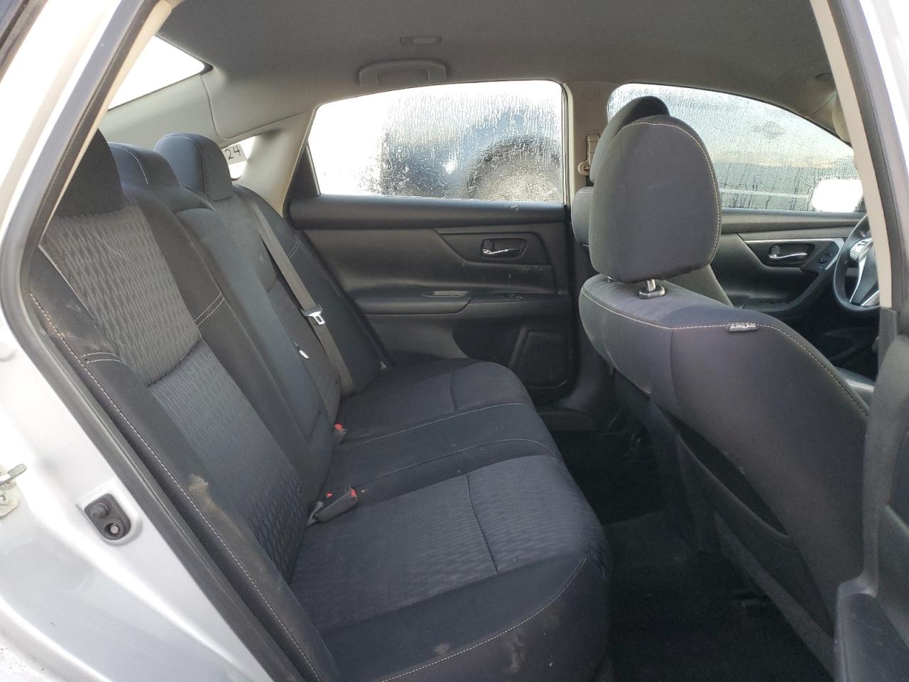 2017 Nissan Altima - Image 10