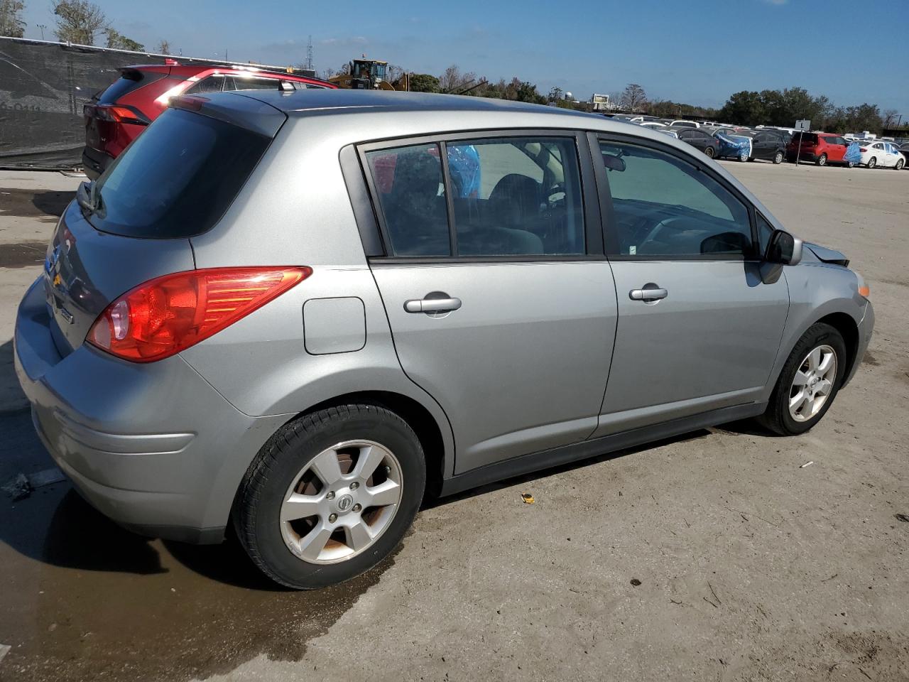 2012 Nissan Versa - Image 3