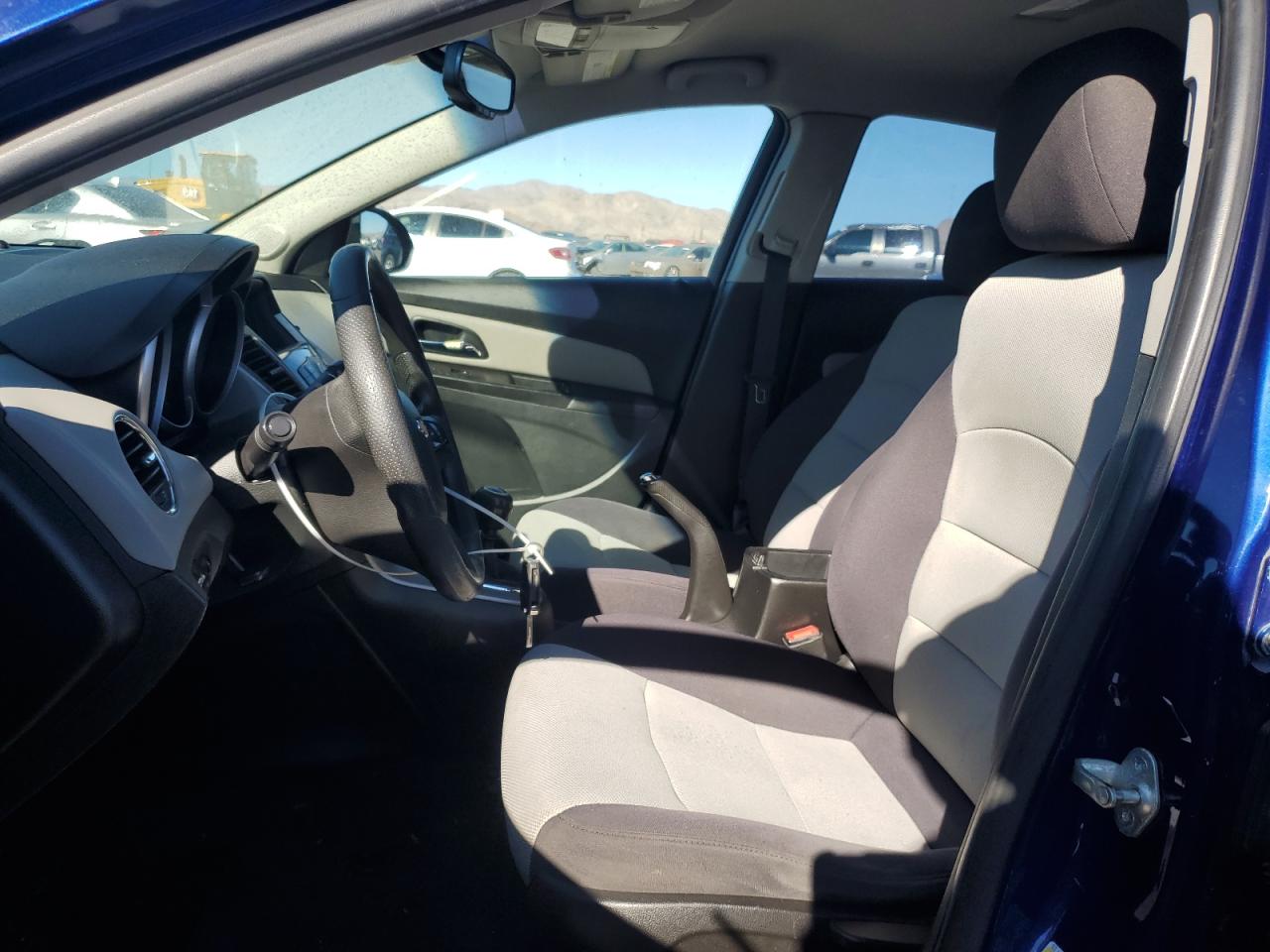 2013 Chevrolet Cruze - Image 7