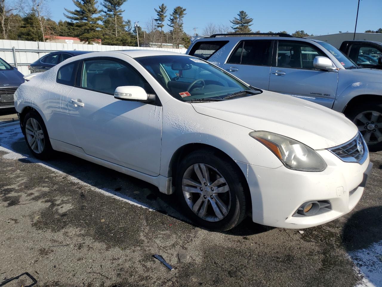 2011 Nissan Altima - Image 4