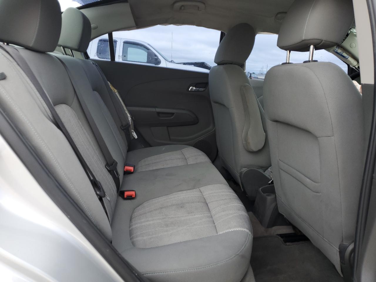 2017 Chevrolet Sonic - Image 10