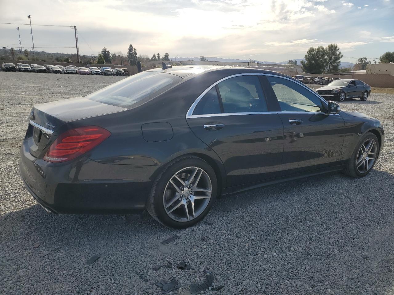 2015 Mercedes-Benz S 550 4Matic black null gas WDDUF8FBXFA187344 photo #4