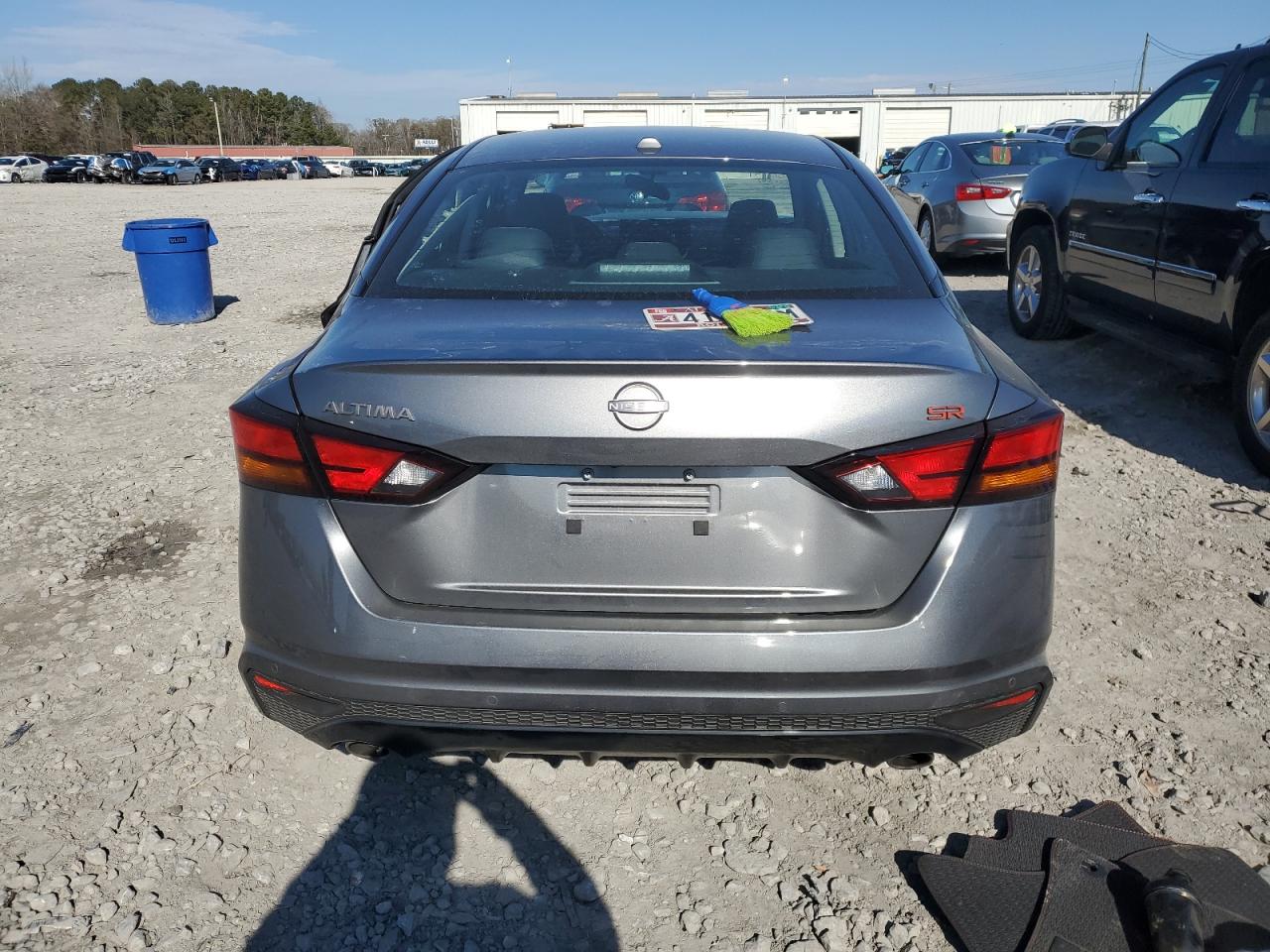 2024 Nissan Altima - Image 6