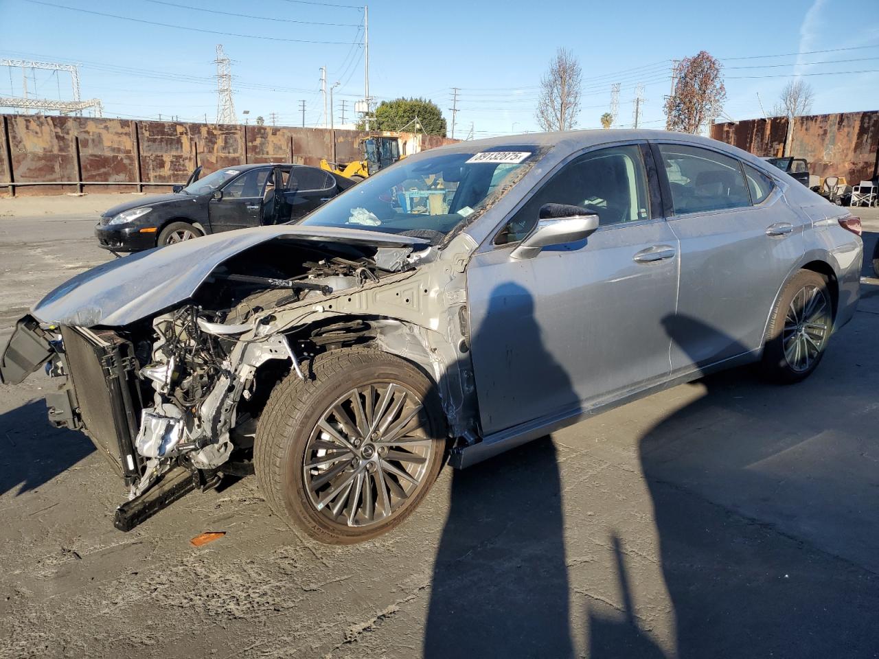 2023 Lexus ES - Image 1