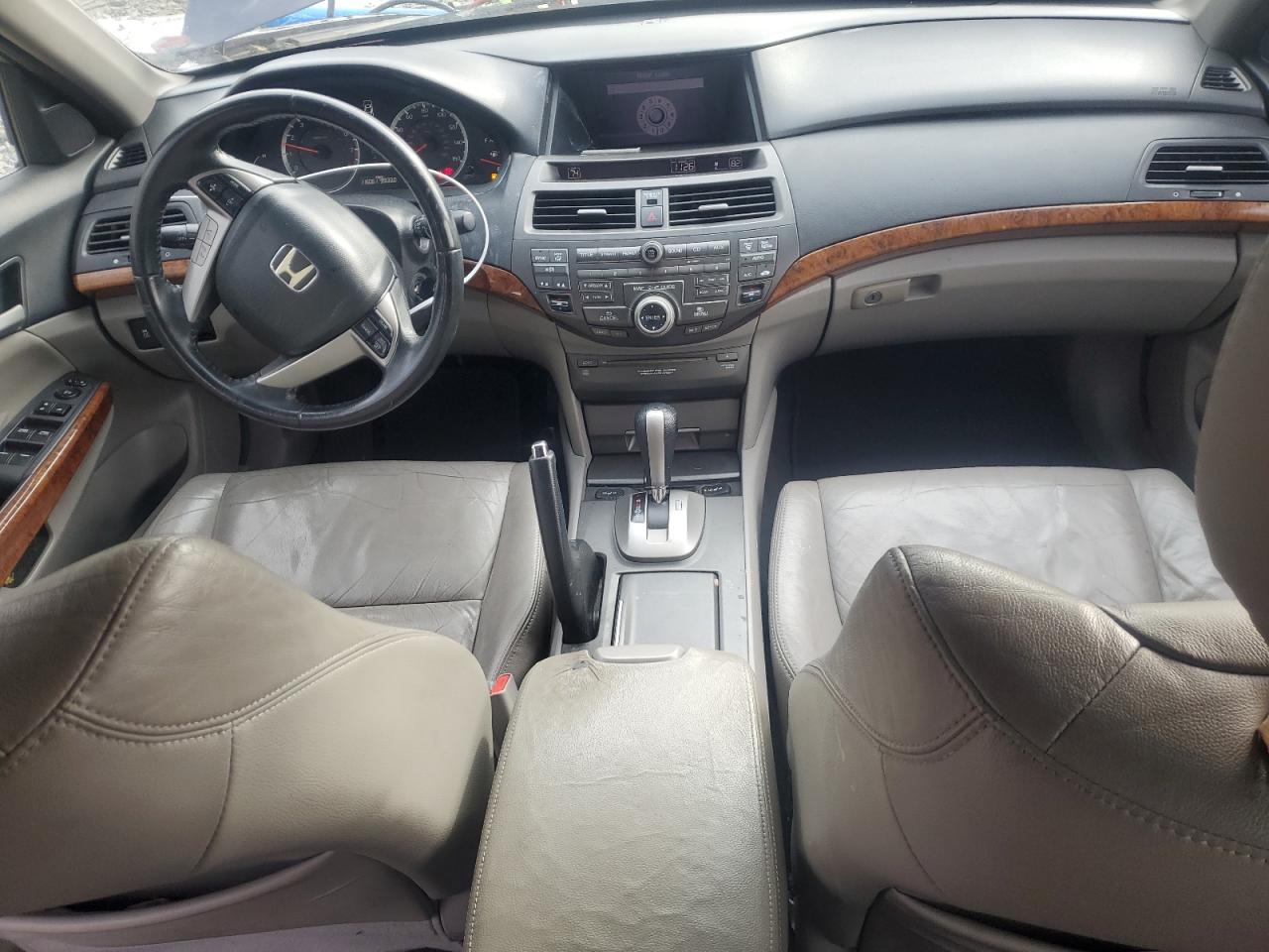HONDA ACCORD 2011 VIN 1HGCP2F84BA085733 zdjęcie 8