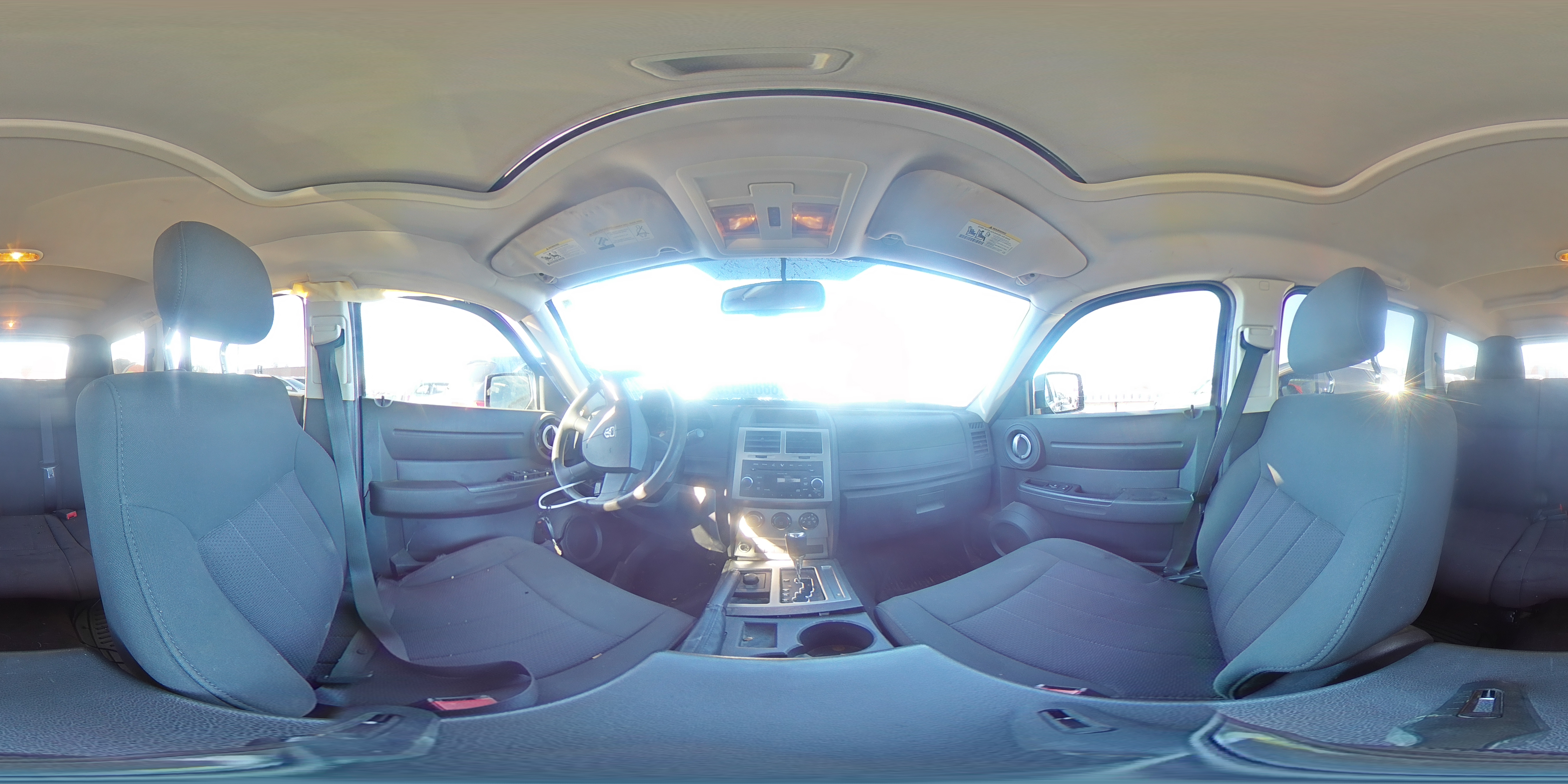 2011 Dodge Nitro - Image 12