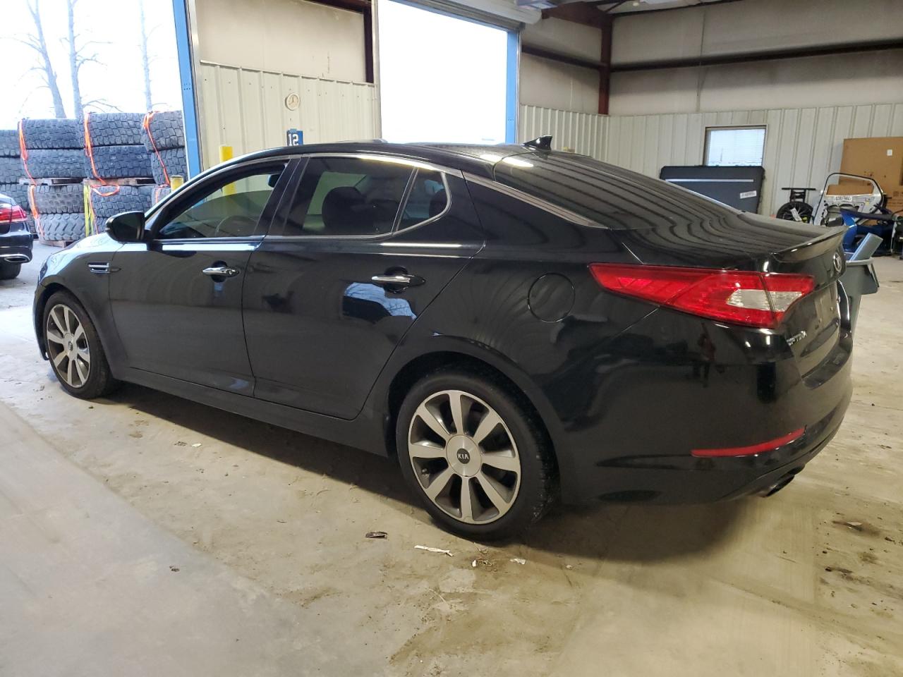 VIN 5XXGR4A69DG141829 2013 KIA OPTIMA no.2