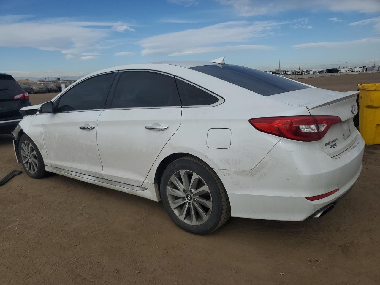 2016 Hyundai Sonata - Image 2