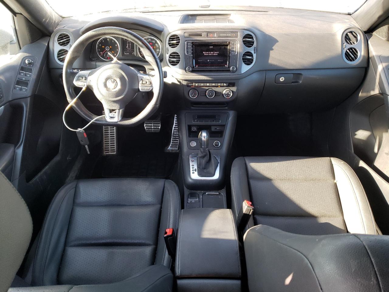 2016 Volkswagen Tiguan - Image 8