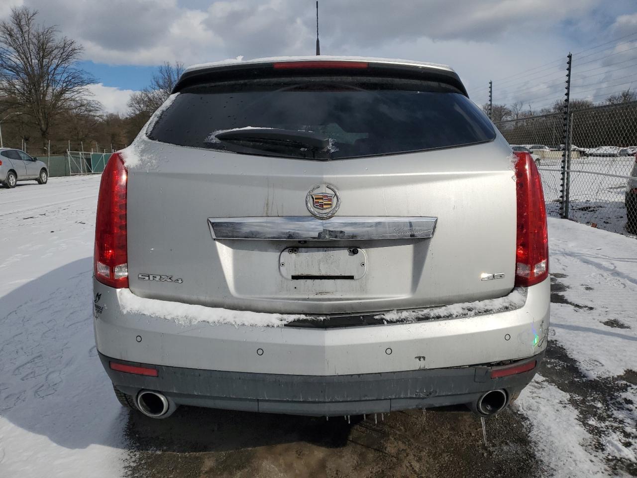 2012 Cadillac SRX - Image 6