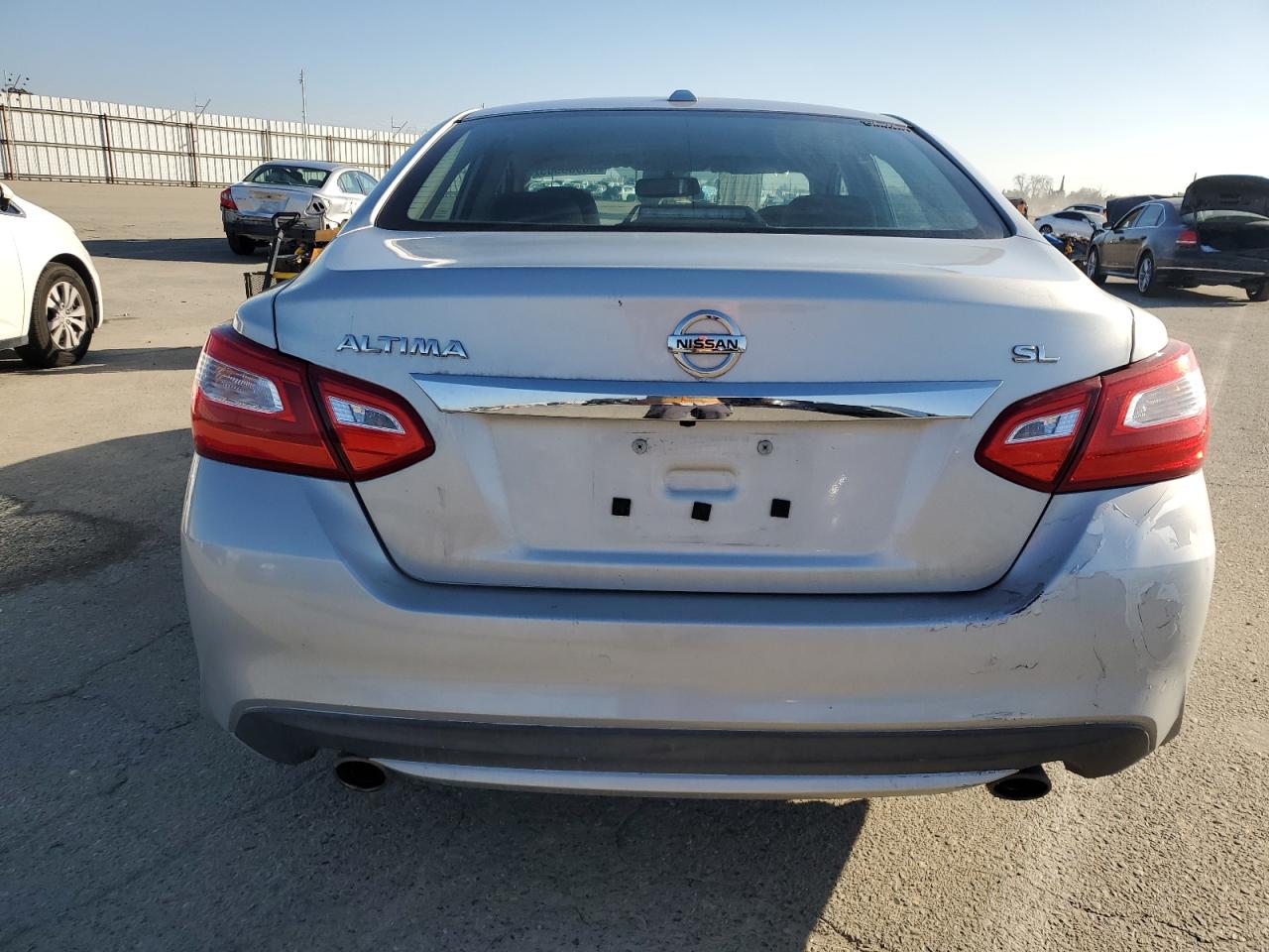 2017 Nissan Altima - Image 6