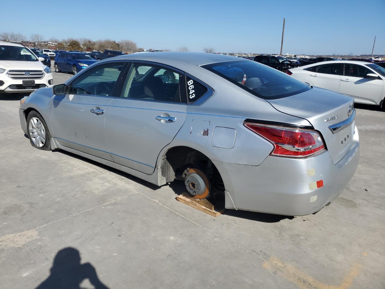 2013 Nissan Altima - Image 2