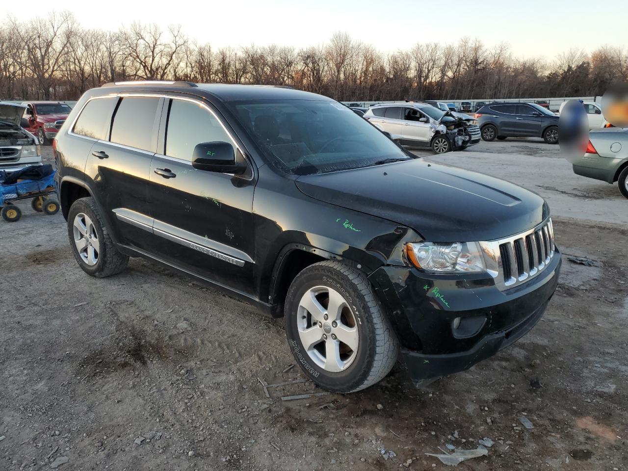 2012 Jeep Grand Cherokee - Image 4