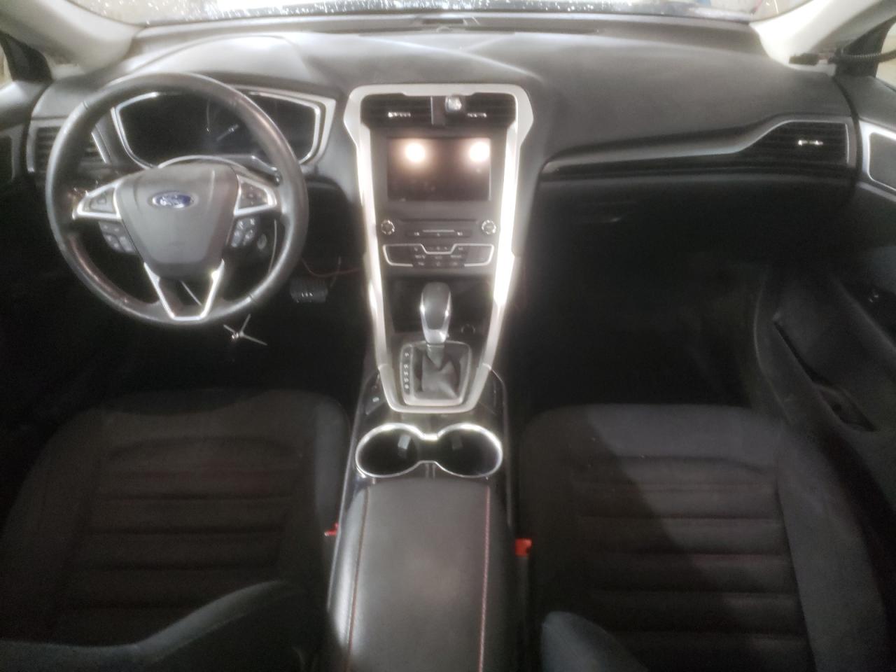 2016 Ford Fusion - Image 8