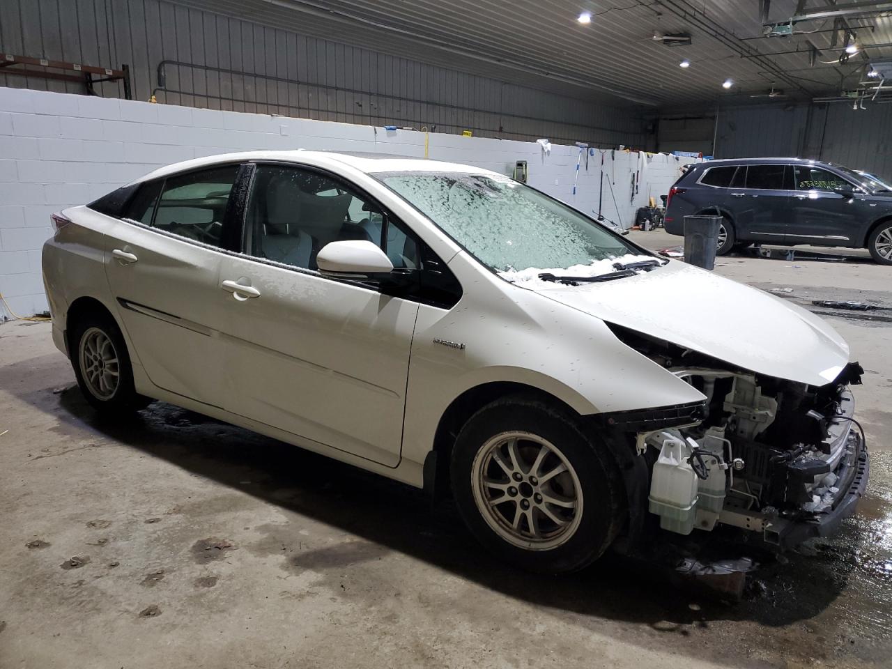 2018 Toyota Prius - Image 4