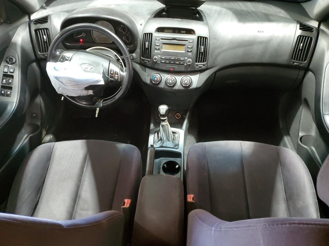 2008 Hyundai Elantra - Image 8