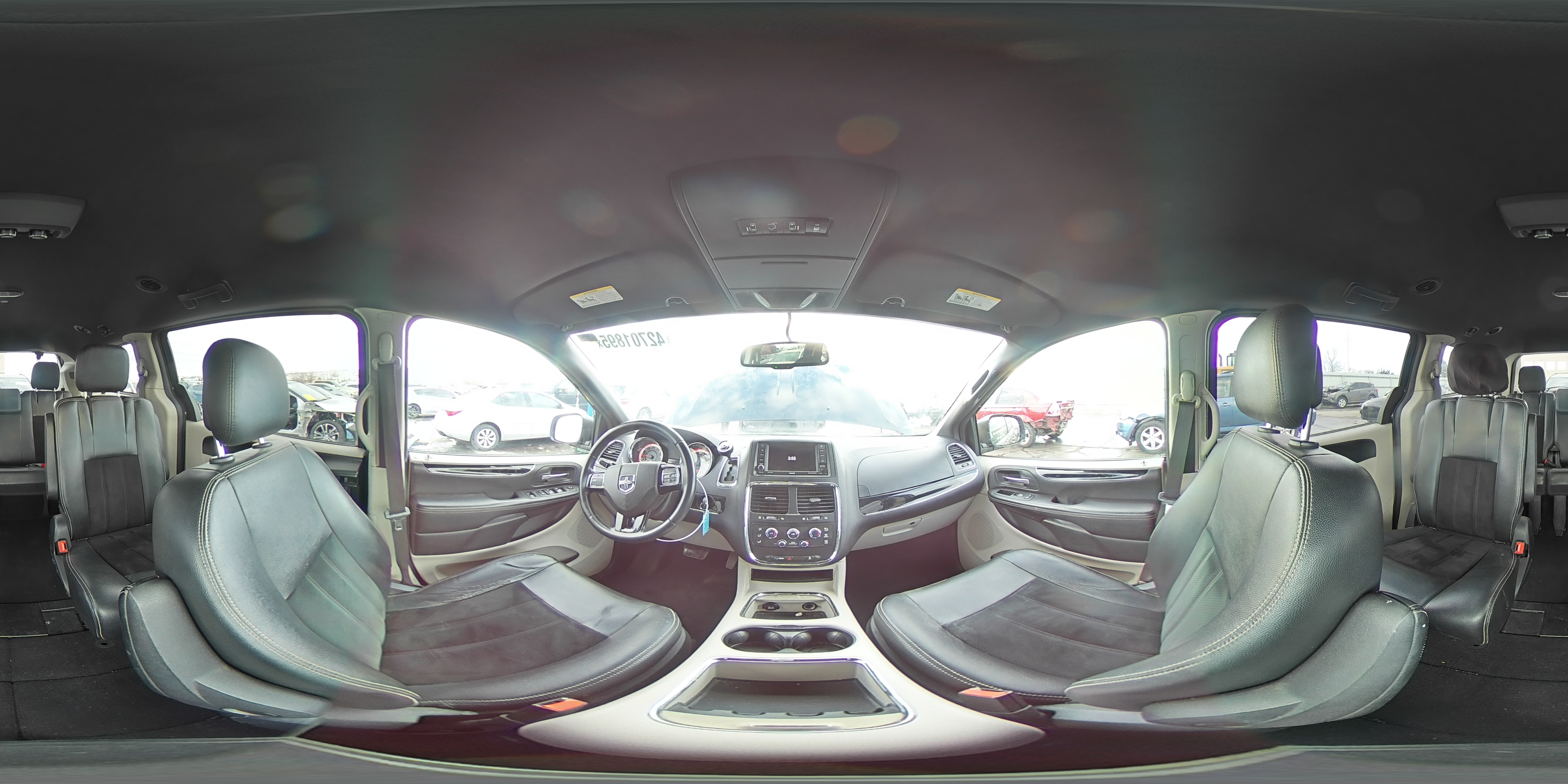 2017 Dodge Caravan - Image 15