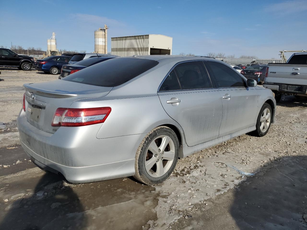 2011 Toyota Camry - Image 3