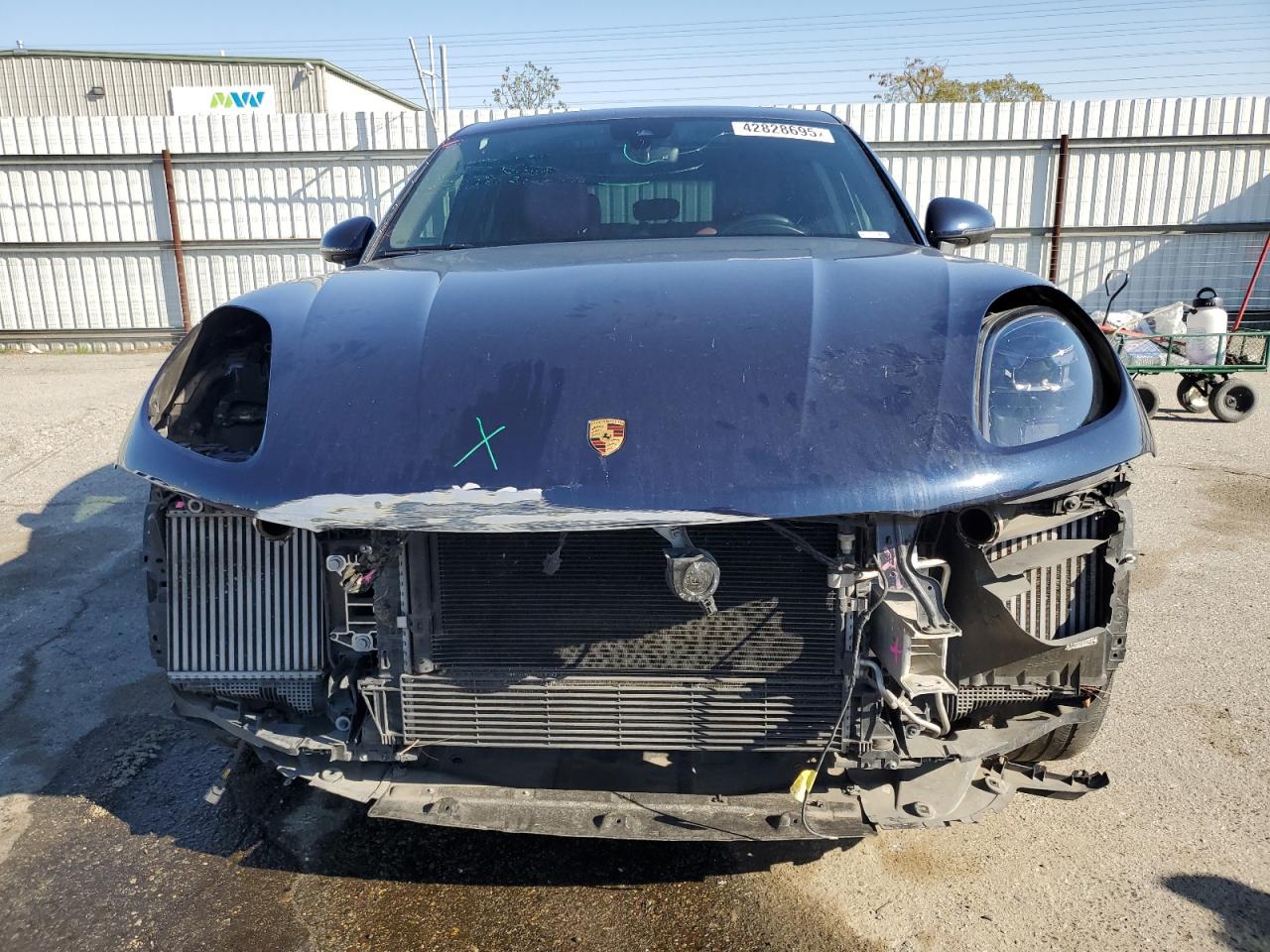 2021 Porsche Macan - Image 5