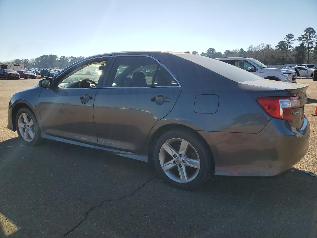 2014 Toyota Camry - Image 2
