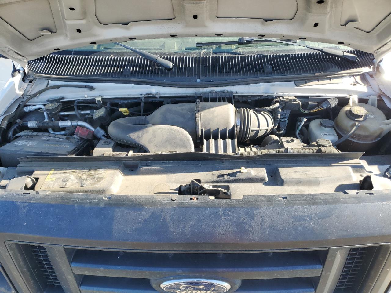 2012 Ford Econoline - Image 12