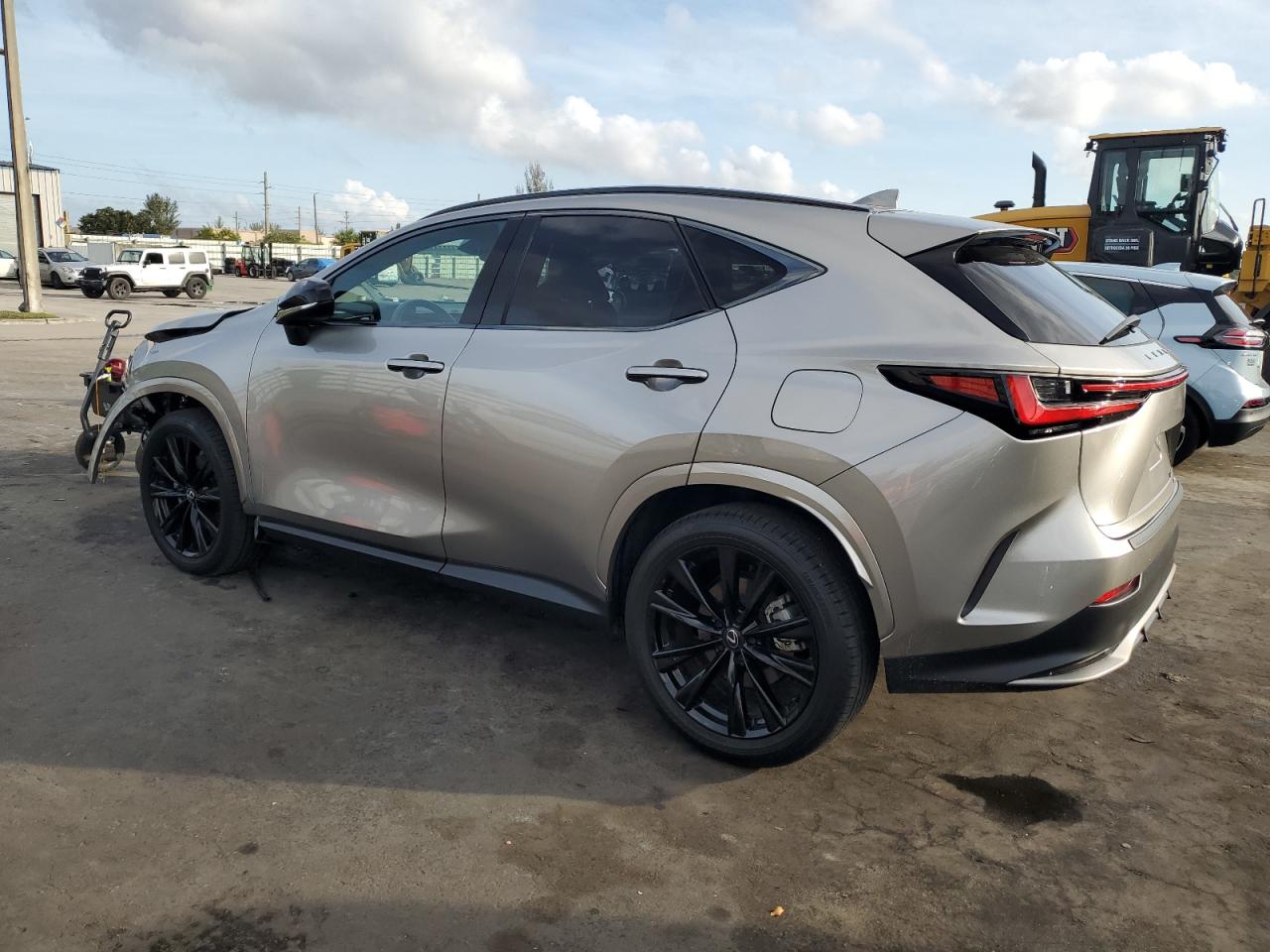2024 Lexus NX - Image 2