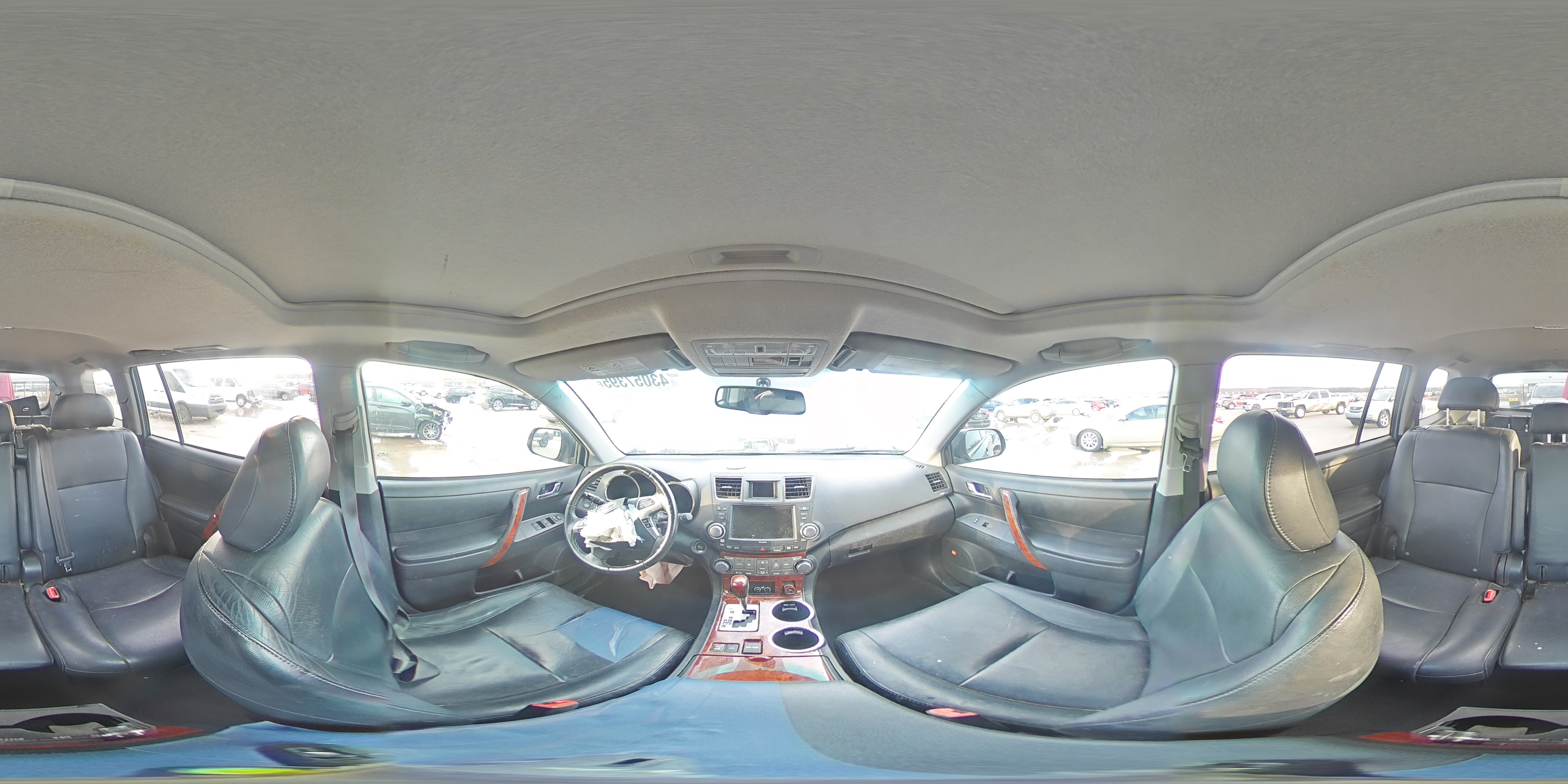 2012 Toyota Highlander - Image 16
