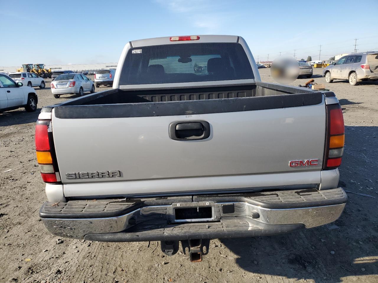 2006 GMC Sierra - Image 6