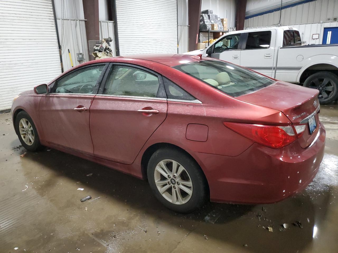 2013 Hyundai Sonata - Image 2