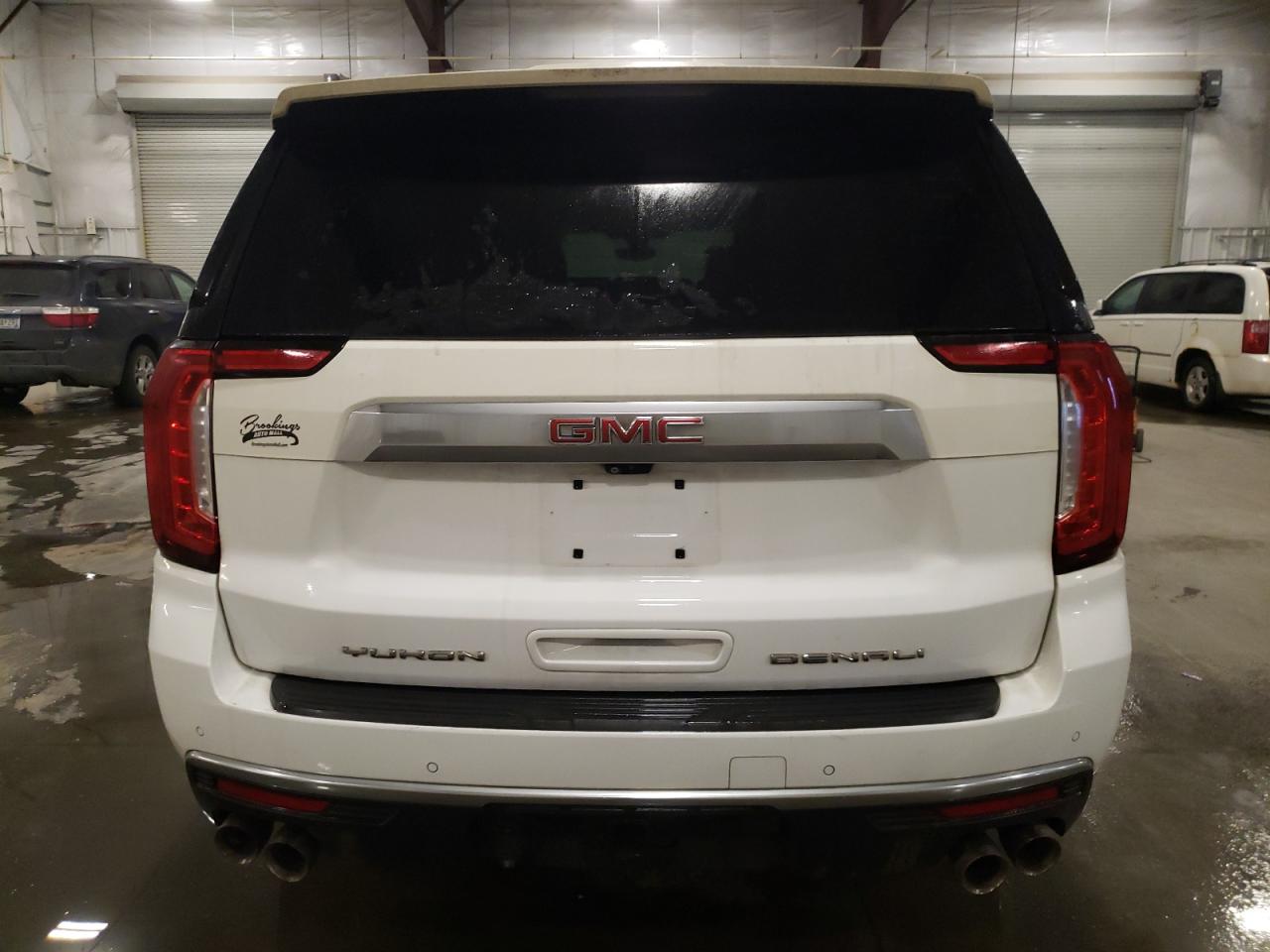 2021 GMC Yukon - Image 6