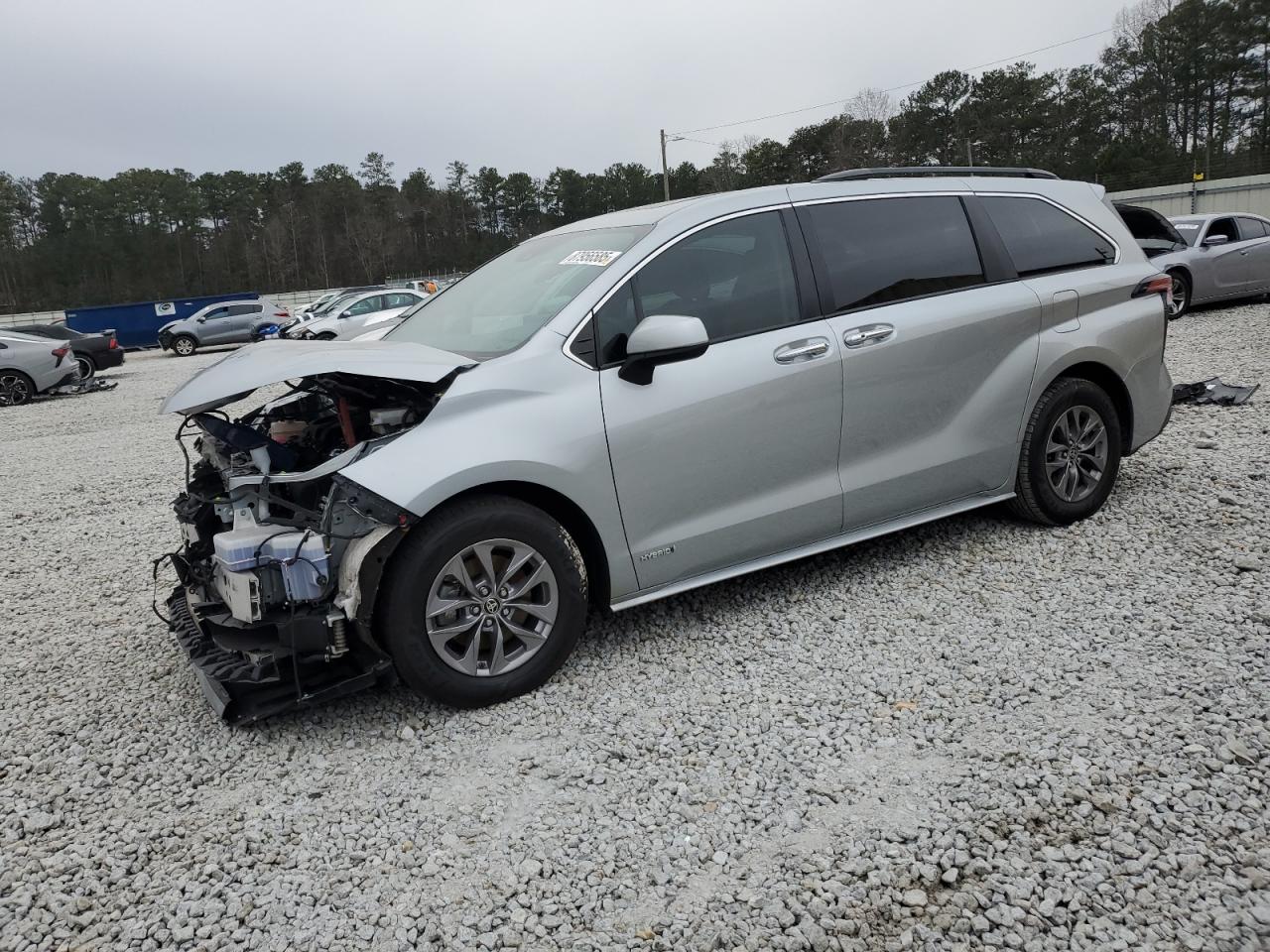 2021 Toyota Sienna - Image 1