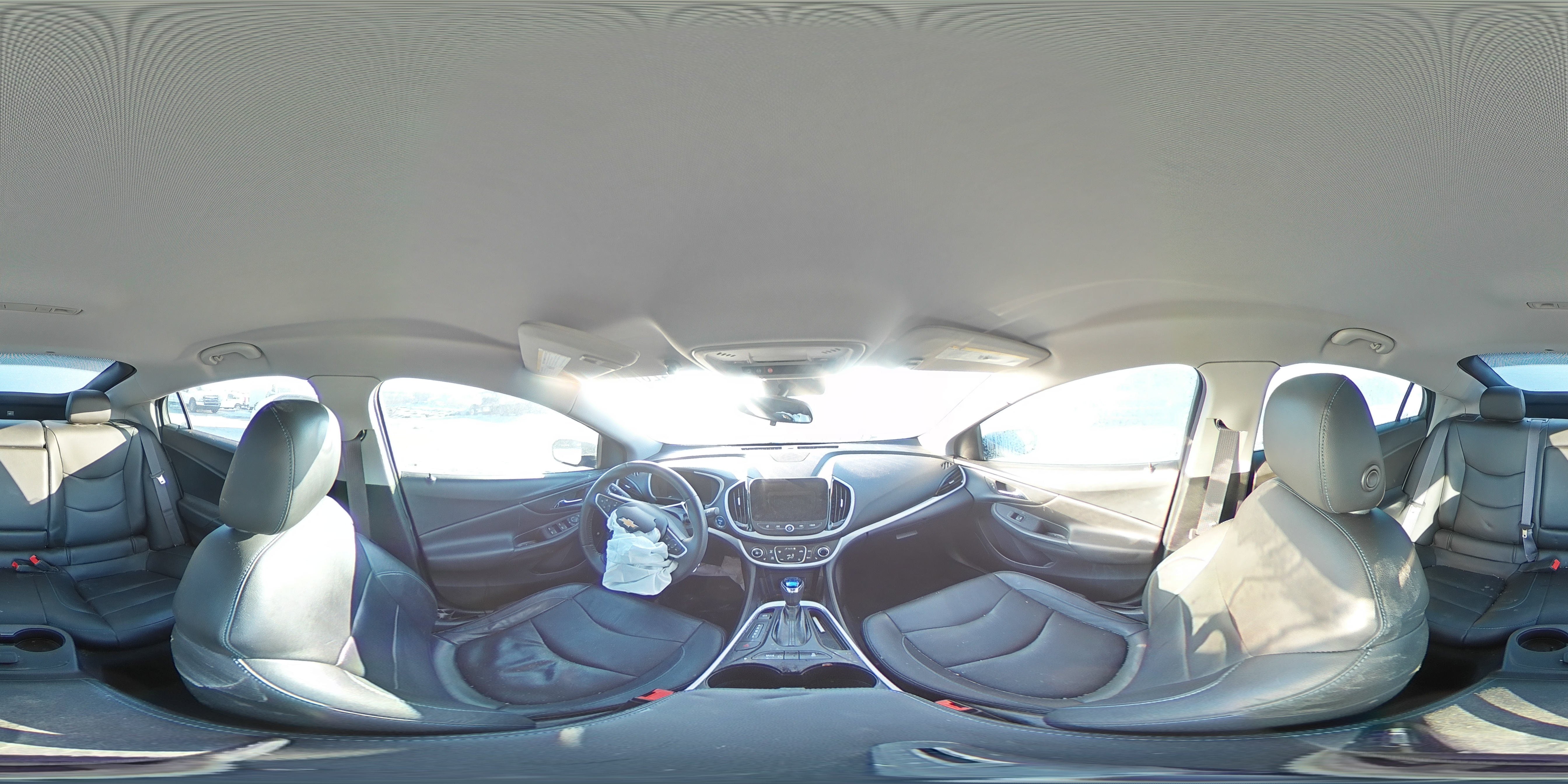 2017 Chevrolet Volt - Image 12