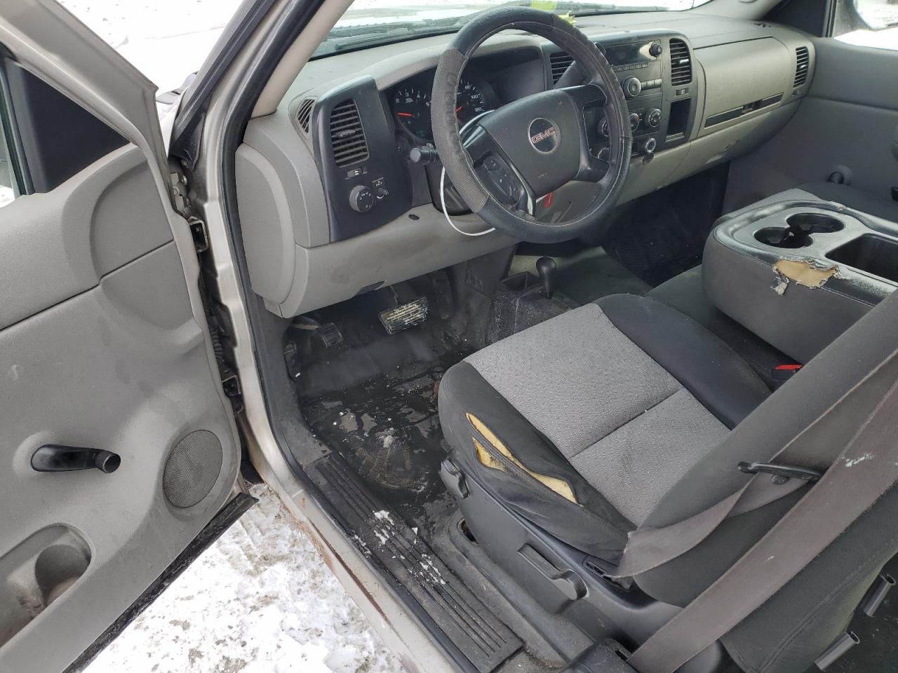 2008 GMC Sierra - Image 8