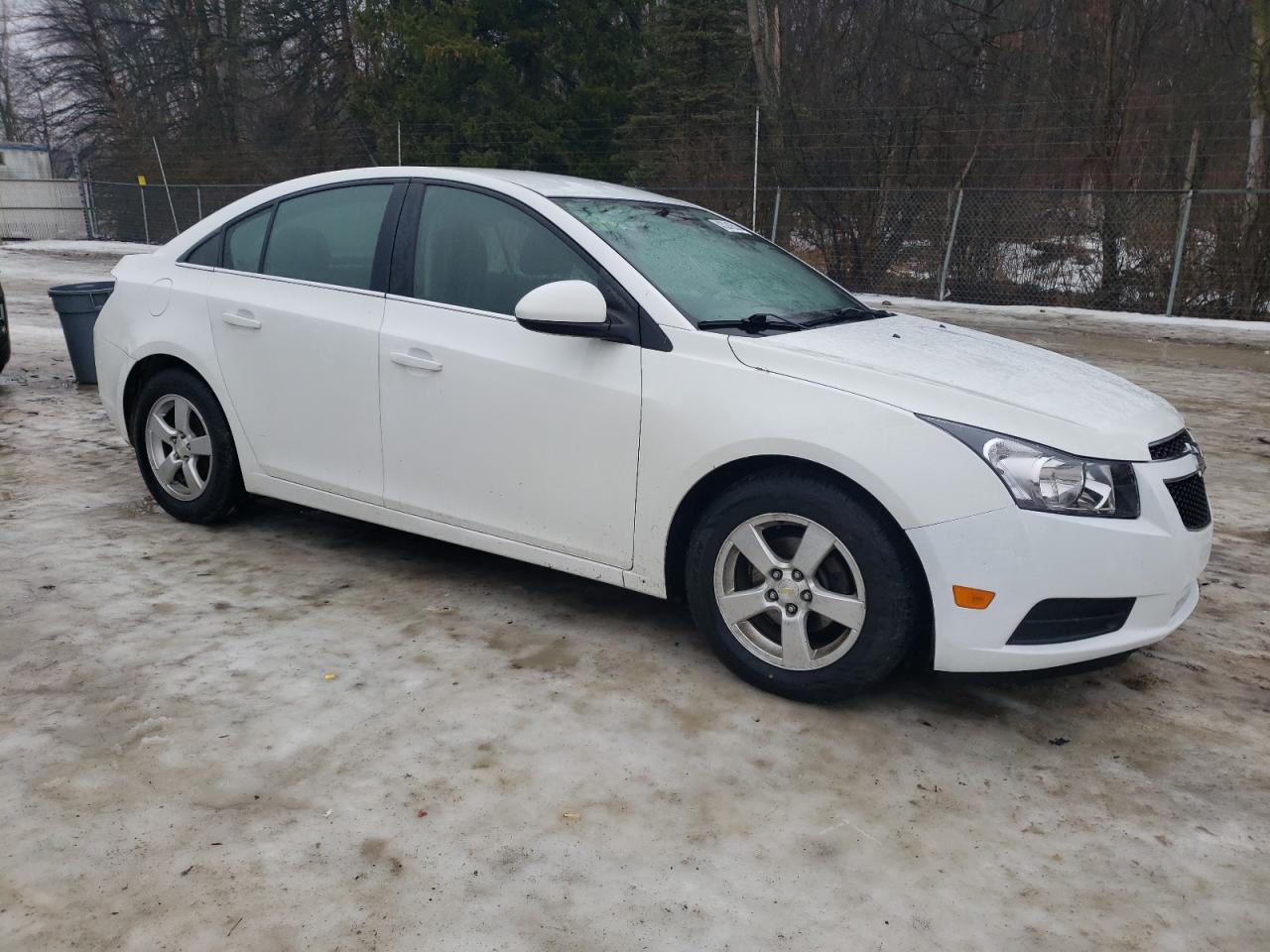 2014 Chevrolet Cruze - Image 4