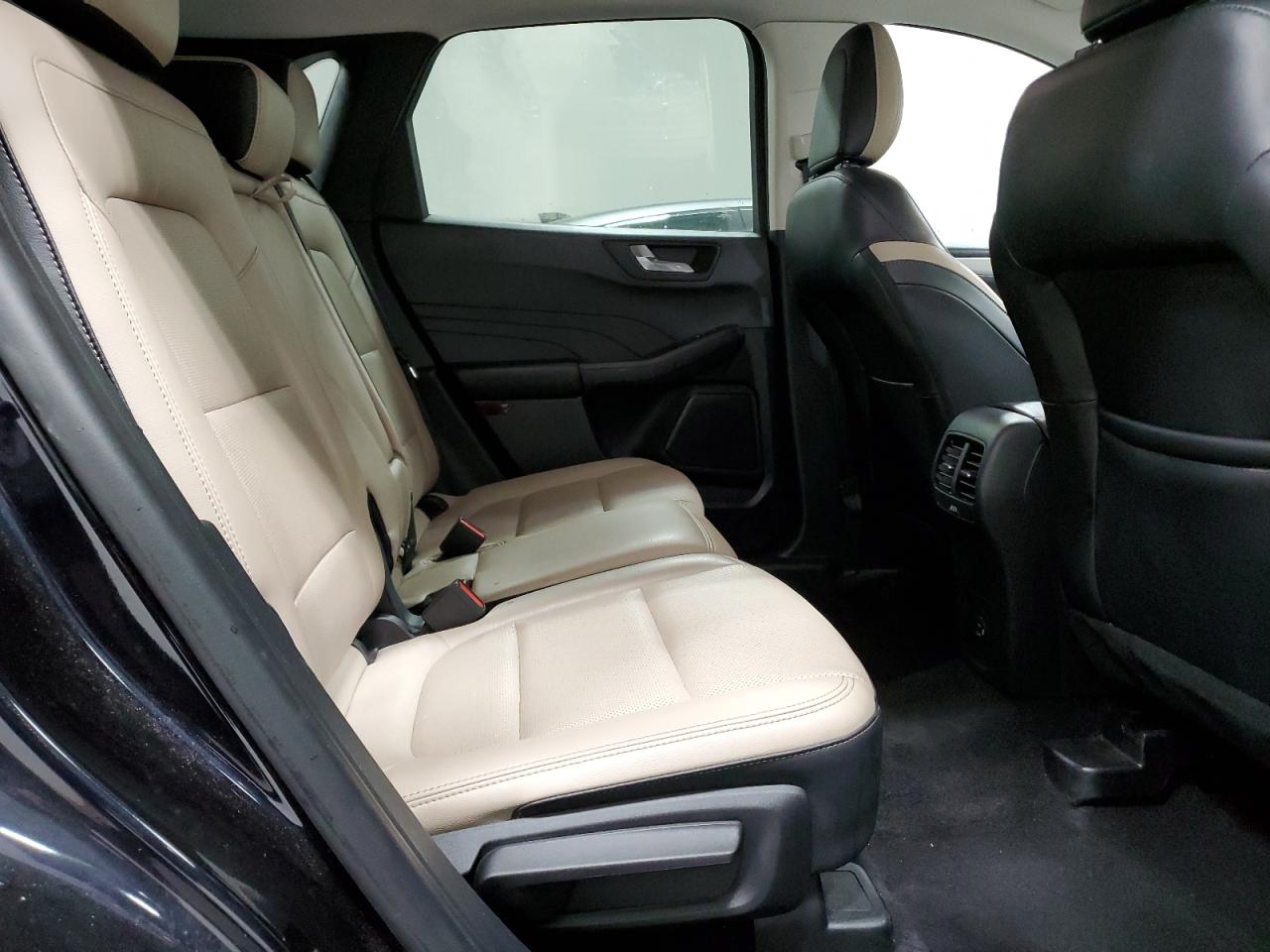 2021 Ford Escape - Image 11