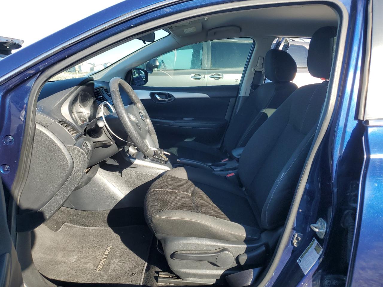 2019 Nissan Sentra - Image 7