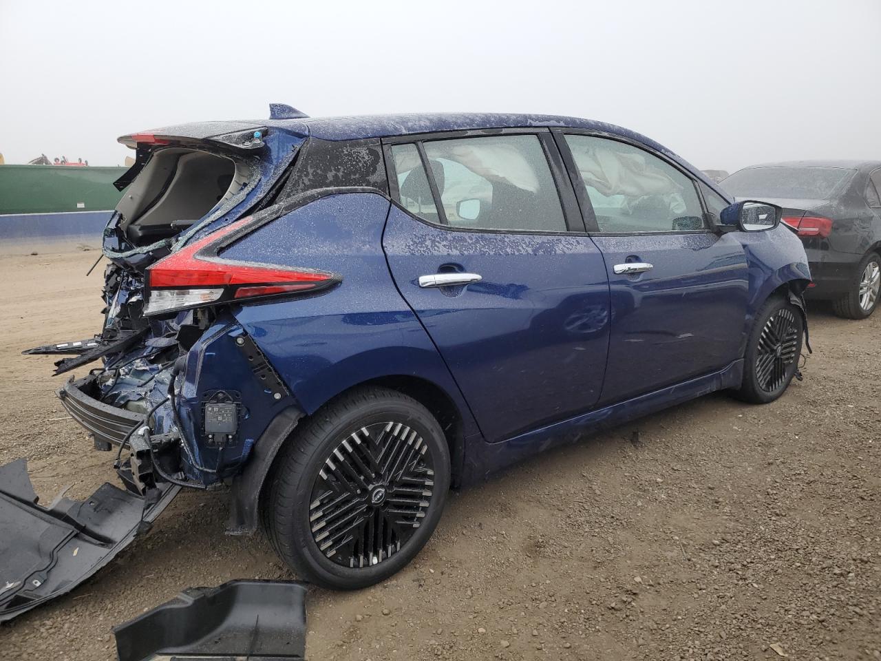 VIN: 1N4CZ1CV8SC561070 2025 NISSAN LEAF
