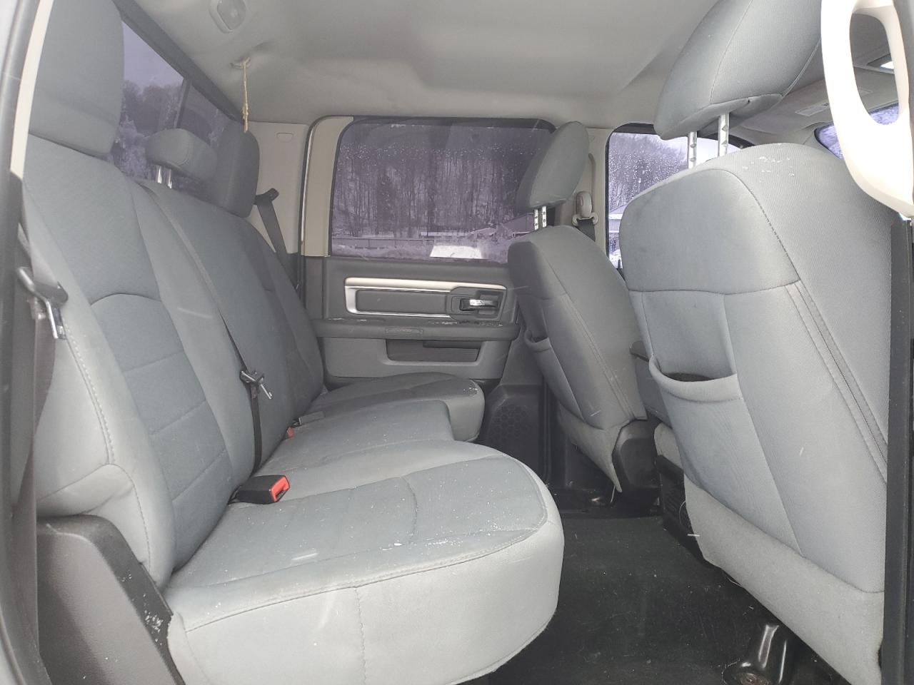 2014 RAM 2500 - Image 10