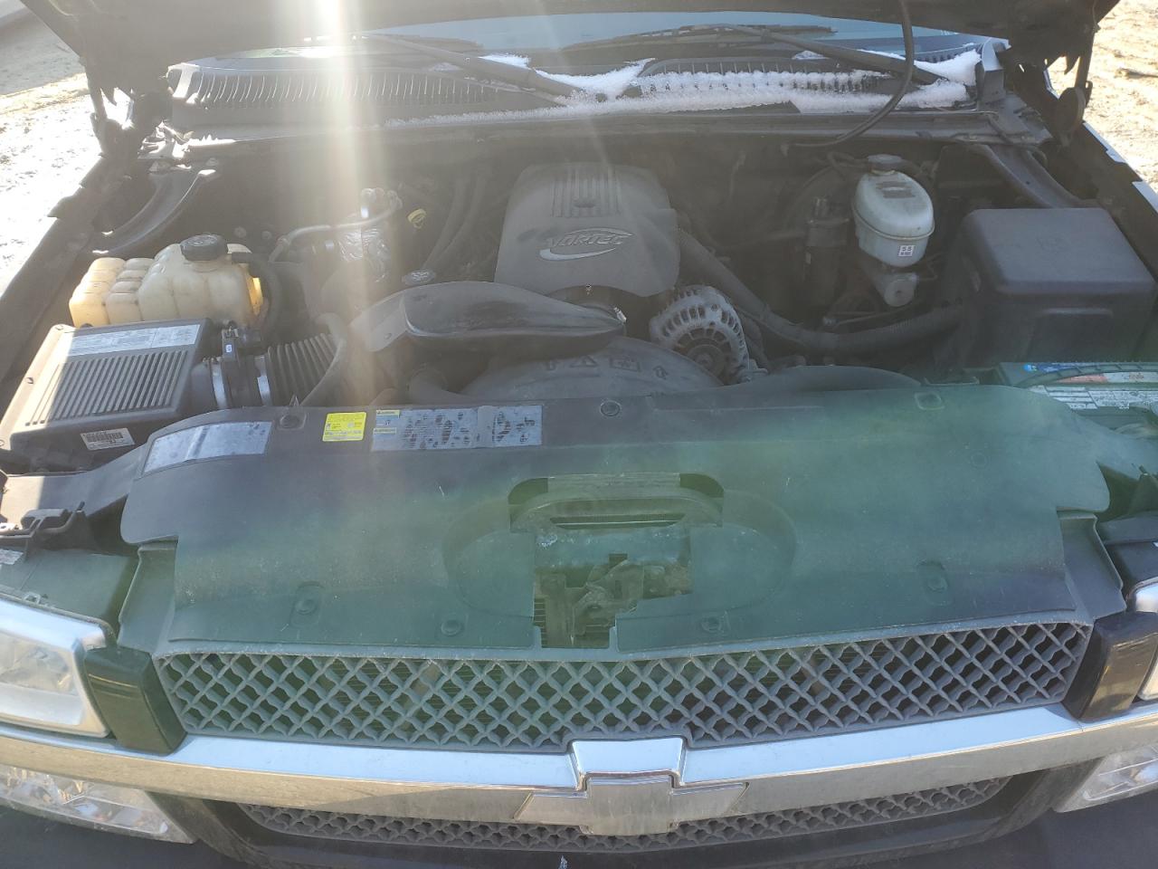 2003 Chevrolet Silverado - Image 11